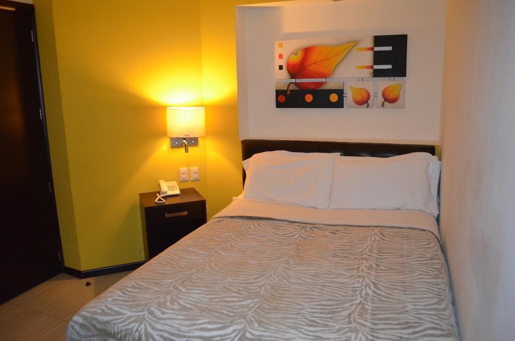 Hotel Rincon del Cielo San Juan de los Lagos Habitación foto